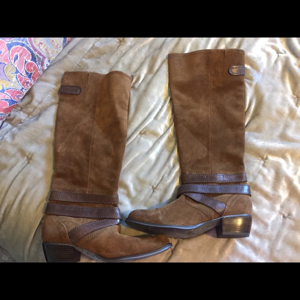 Gianni Bini Leather Boots